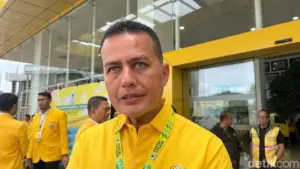 Dicopot dari Ketua Golkar Sumut, Ijeck Akui Terkejut dan Kecewa Dicopot dari Ketua Golkar Sumut, Ijeck Akui Terkejut dan Kecewa