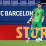 Derby Catalan Memanas: Espanyol Antisipasi Serangan Suporter ke Kiper Barcelona, Joan Garcia