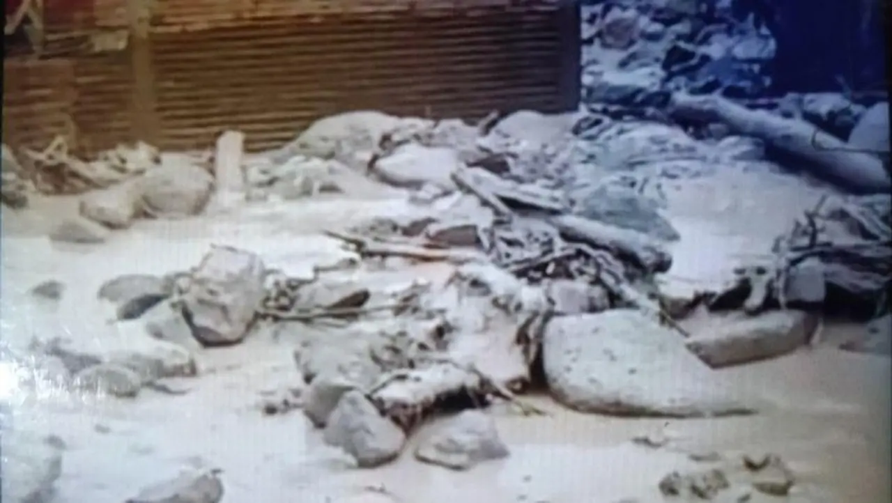 Banjir Bandang Terjang Maninjau Akibat Curah Hujan Tinggi, Puluhan Rumah Terendam Banjir Bandang Terjang Maninjau Akibat Curah Hujan Tinggi, Puluhan Rumah Terendam