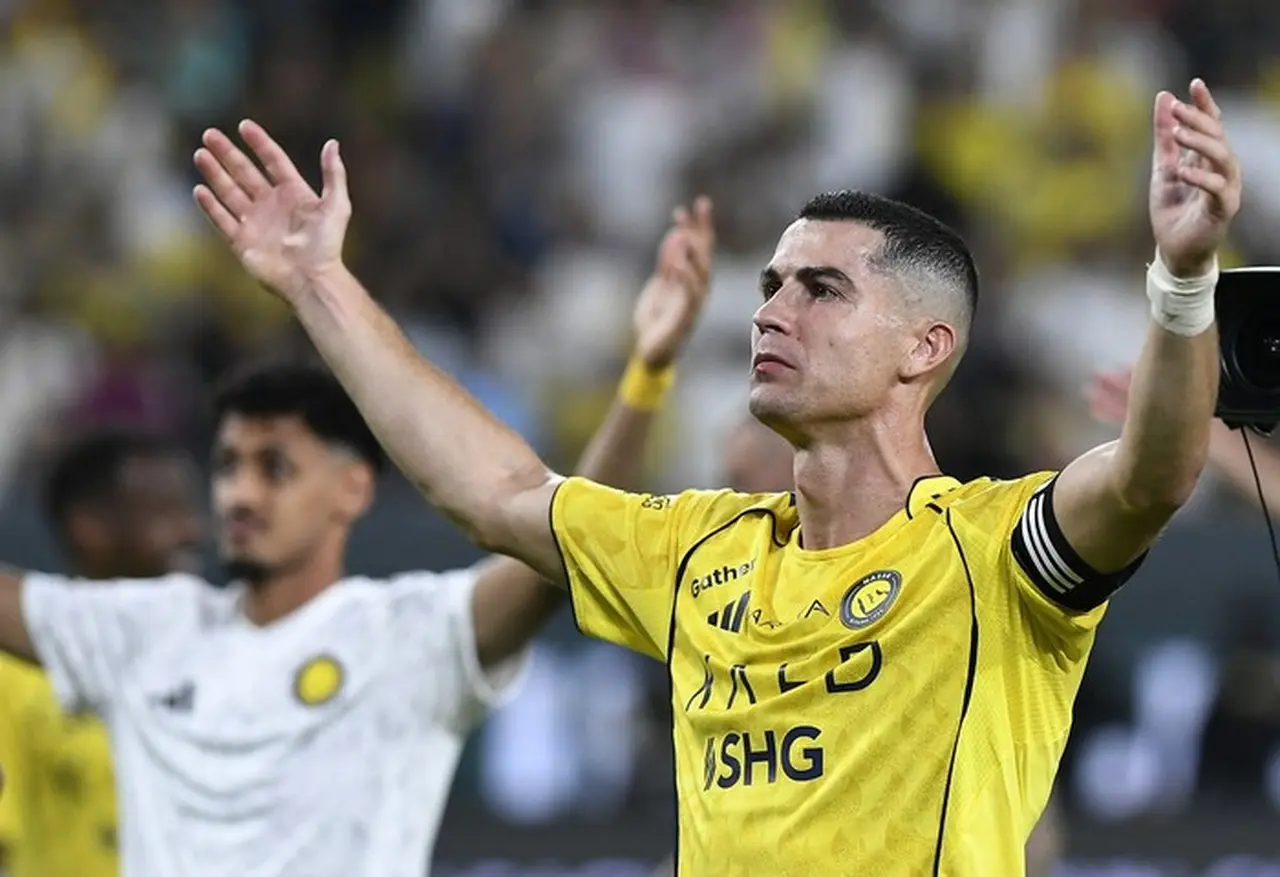 Cristiano Ronaldo Borong Dua Villa Mewah di Laut Merah Arab Saudi, Akses Pakai Pesawat Amfibi Cristiano Ronaldo Borong Dua Villa Mewah di Laut Merah Arab Saudi, Akses Pakai Pesawat Amfibi