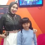 Venna Melinda Terapkan Disiplin Ketat Demi Cita-cita Ganda Vania Athabina Venna Melinda Terapkan Disiplin Ketat Demi Cita-cita Ganda Vania Athabina