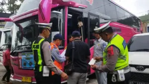 Polda Jateng Gelar Ramp Check Kendaraan Wisata Tawangmangu Antisipasi Laka Lantas Nataru