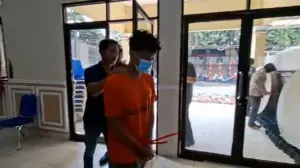 Kecewa Lamaran Ditolak, Pria Sebar Teror Bom ke 10 Sekolah di Depok