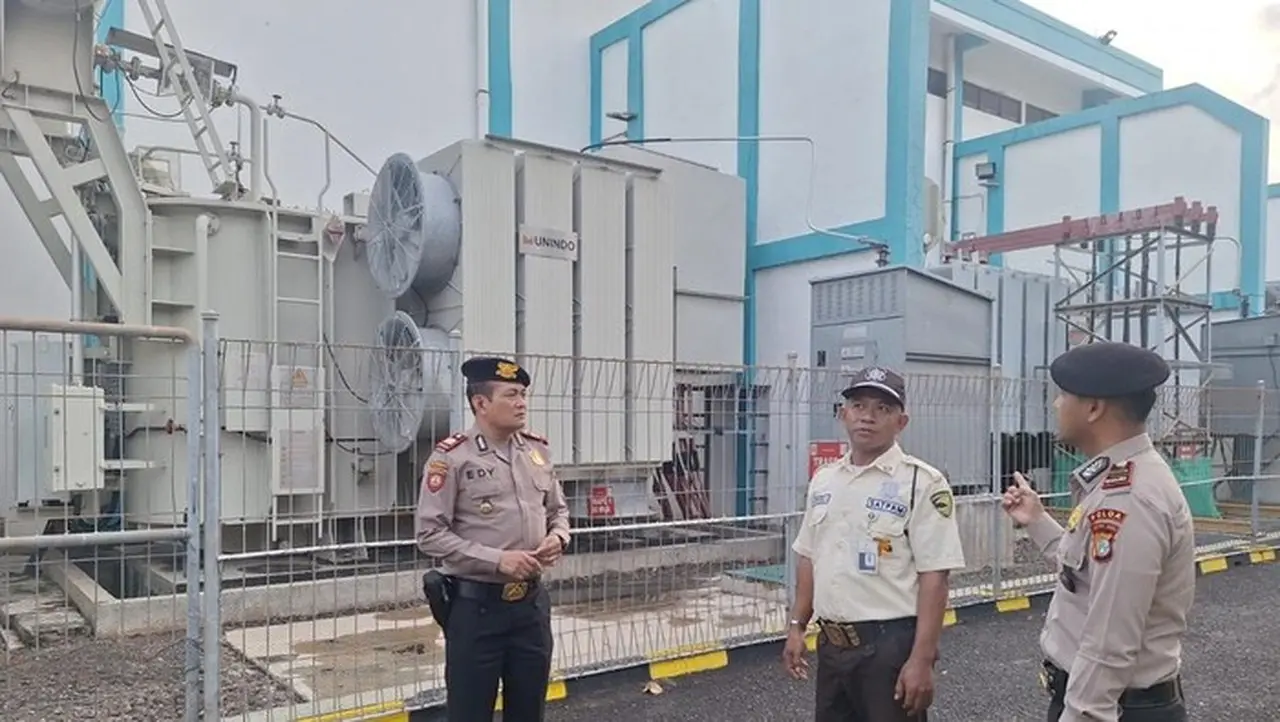 Polri Tingkatkan Patroli Dialogis Amankan Gereja dan Objek Vital Jelang Nataru 2025/2026 Polri Tingkatkan Patroli Dialogis Amankan Gereja dan Objek Vital Jelang Nataru 2025/2026