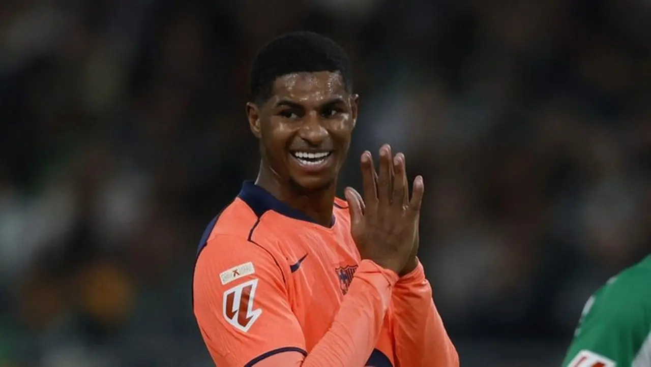 Marcus Rashford Tegaskan Keinginan Bertahan di Barcelona, Deco Beri Sinyal