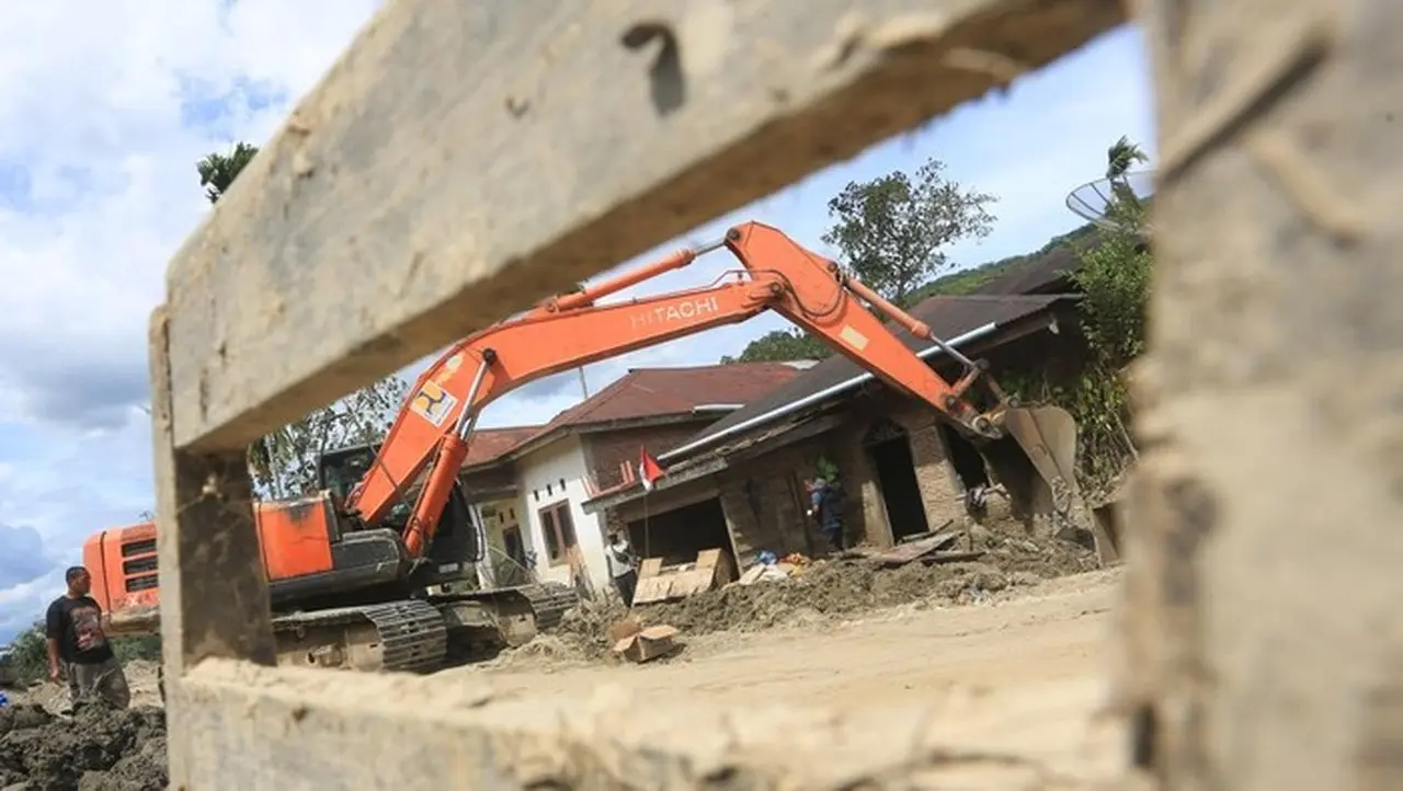 Update Bencana Sumatera: 1.137 Jiwa Meninggal, 163 Masih Hilang dalam Pencarian Intensif Update Bencana Sumatera: 1.137 Jiwa Meninggal, 163 Masih Hilang dalam Pencarian Intensif