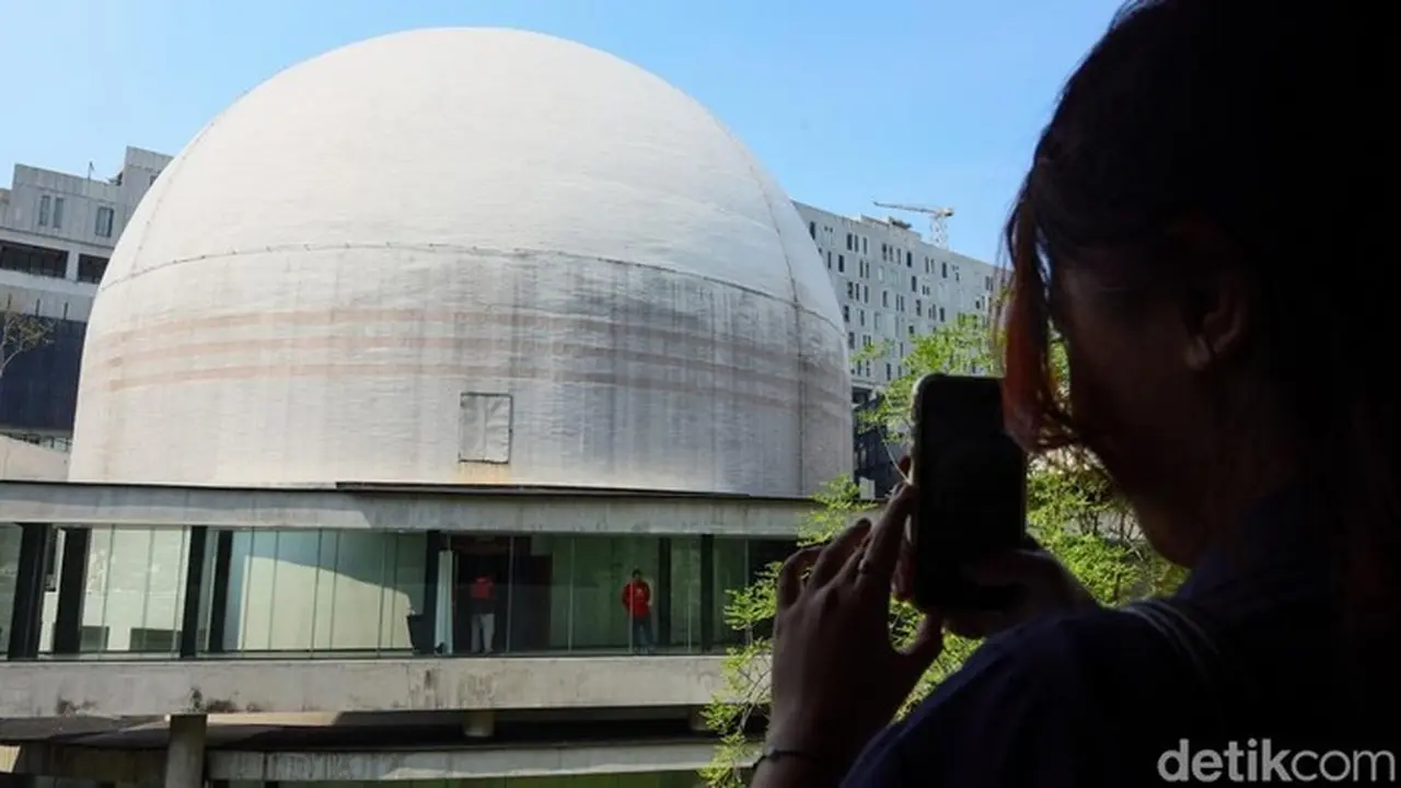 Panduan Lengkap Mengunjungi Planetarium Jakarta: Tiket, Syarat, dan Transportasi Terbaru Panduan Lengkap Mengunjungi Planetarium Jakarta: Tiket, Syarat, dan Transportasi Terbaru