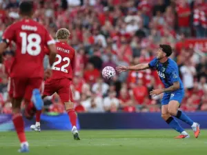 Perebutan Marcos Senesi: Real Madrid, Barcelona, dan Juventus Bersaing Ketat