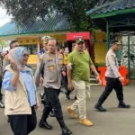 Kapolda Metro Kunjungi Ragunan, Pastikan Keamanan dan Sapa Pengunjung Libur Natal