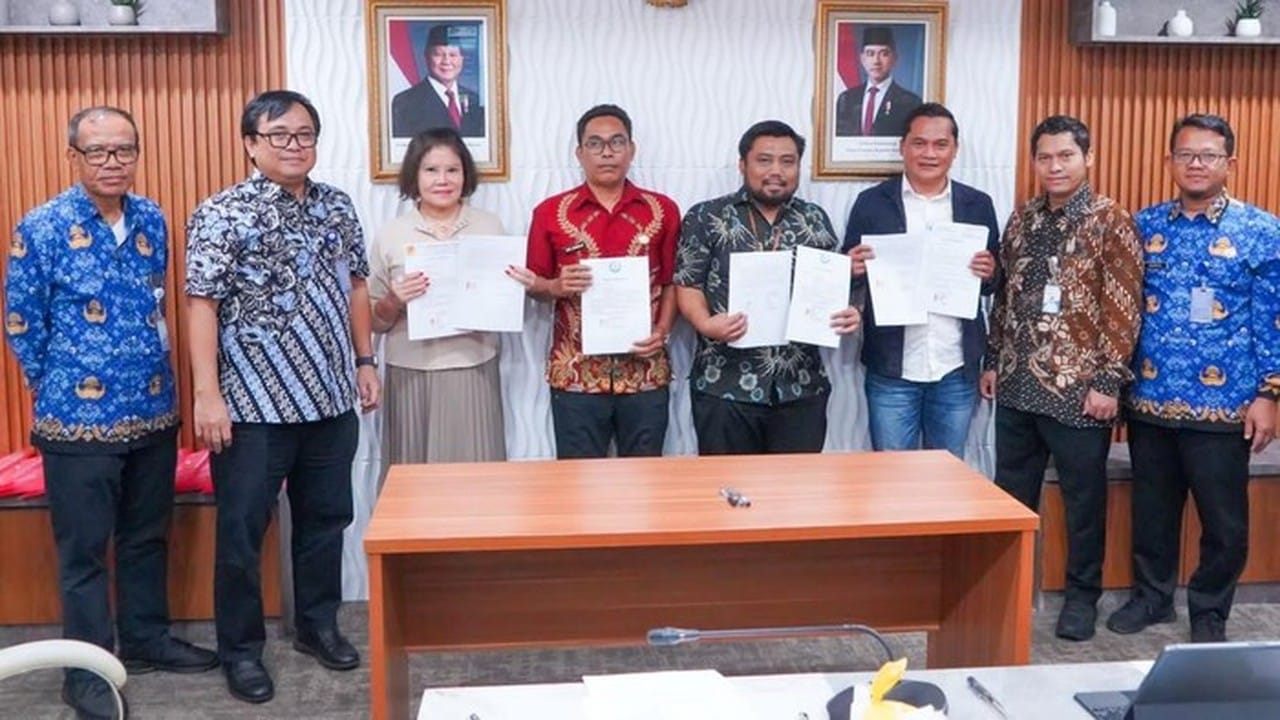 KKP Perluas Kampung Nelayan Merah Putih ke 35 Titik Pesisir, Anggaran Rp 859 Miliar KKP Perluas Kampung Nelayan Merah Putih ke 35 Titik Pesisir, Anggaran Rp 859 Miliar