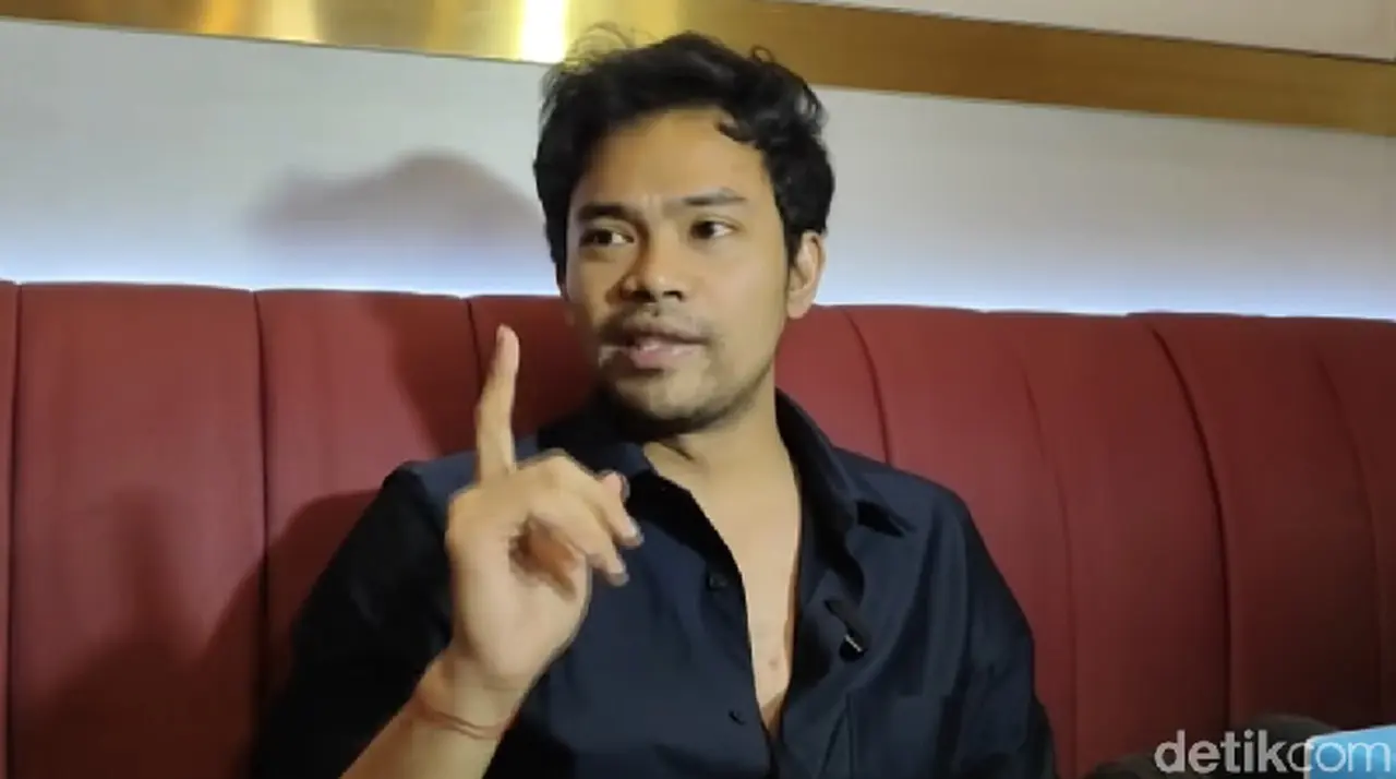 Insanul Fahmi Buka Suara soal Sindiran Mawa dan Perkembangan Kasus Perselingkuhan dengan Inara Rusli Insanul Fahmi Buka Suara soal Sindiran Mawa dan Perkembangan Kasus Perselingkuhan dengan Inara Rusli