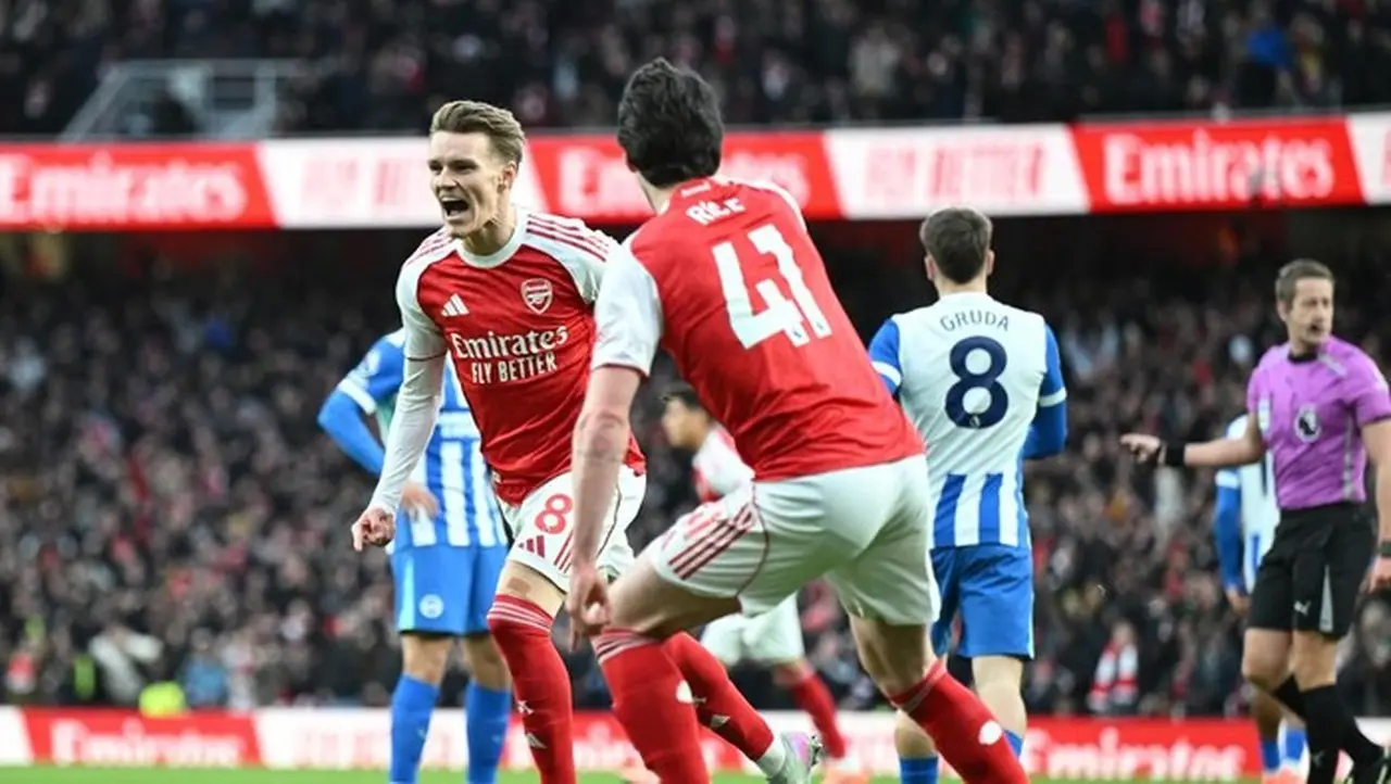 Martin Odegaard Cetak Gol Perdana Musim Ini, Arsenal Kokoh di Puncak Klasemen Liga Inggris Martin Odegaard Cetak Gol Perdana Musim Ini, Arsenal Kokoh di Puncak Klasemen Liga Inggris