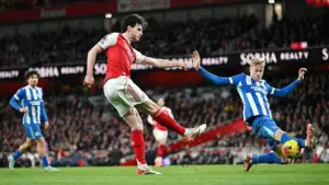 Declan Rice Dipuji Setinggi Langit Usai Tampil Gemilang di Posisi Bek Kanan Arsenal