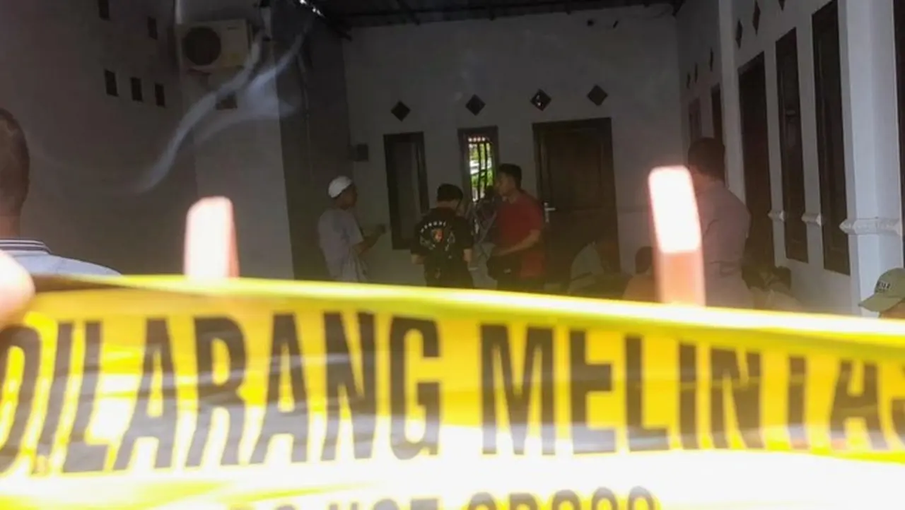 Tragedi Berdarah Situbondo: Ayah, Ibu, dan Anak Ditemukan Tewas di Rumah
