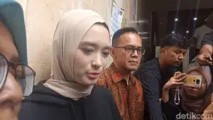 Inara Rusli Berharap Damai dengan Wardatina Mawa, Proses Hukum Tetap Berjalan