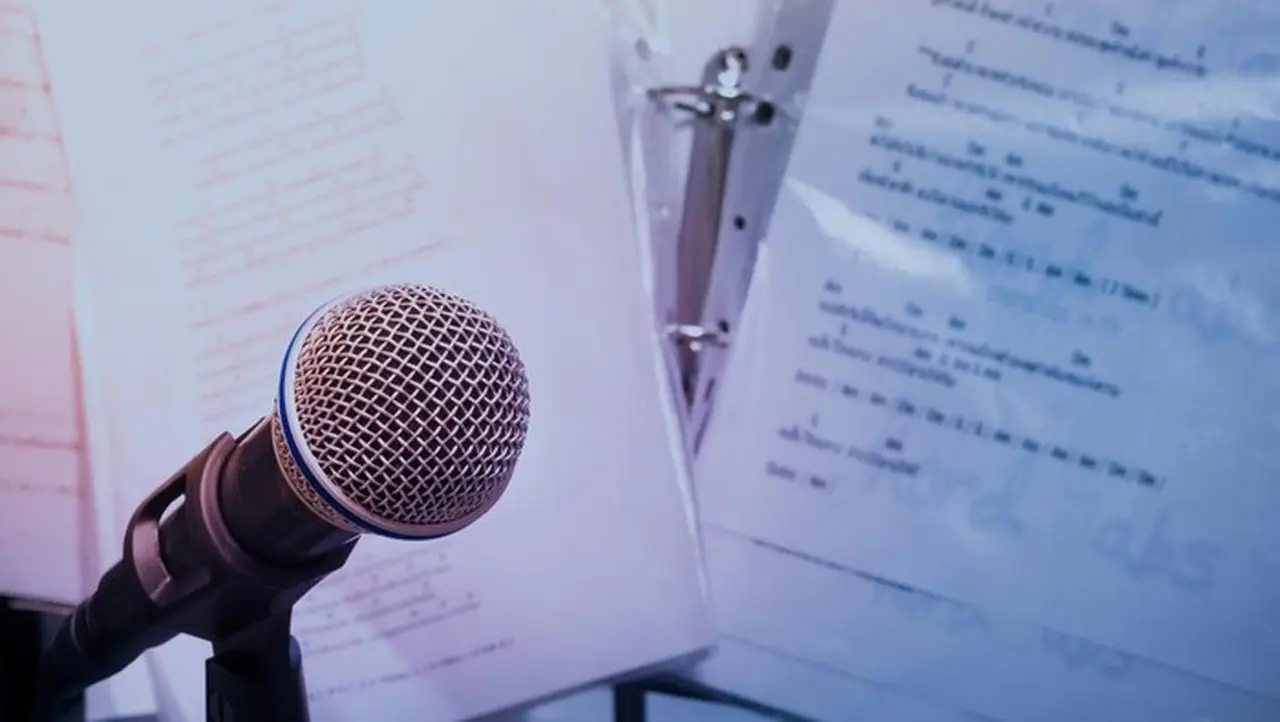 Pemerintah Wajibkan Restoran dan Kafe Bayar Royalti Lagu, Ini Aturannya Pemerintah Wajibkan Restoran dan Kafe Bayar Royalti Lagu, Ini Aturannya