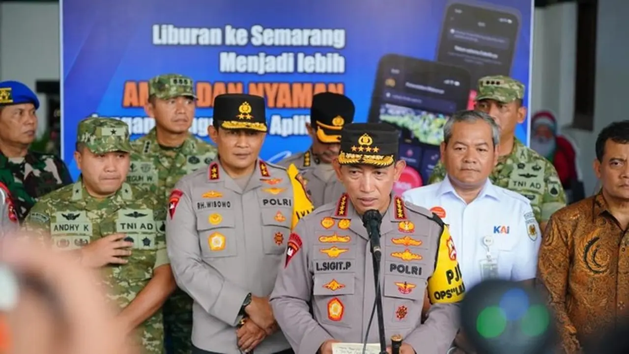 Kapolri Minta Jajaran Siapkan Mitigasi Bencana Sejak Dini Hadapi Potensi Cuaca Ekstrem Nataru Kapolri Minta Jajaran Siapkan Mitigasi Bencana Sejak Dini Hadapi Potensi Cuaca Ekstrem Nataru