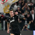 Barcelona Bidik Dusan Vlahovic sebagai Suksesor Robert Lewandowski di Musim Panas 2026