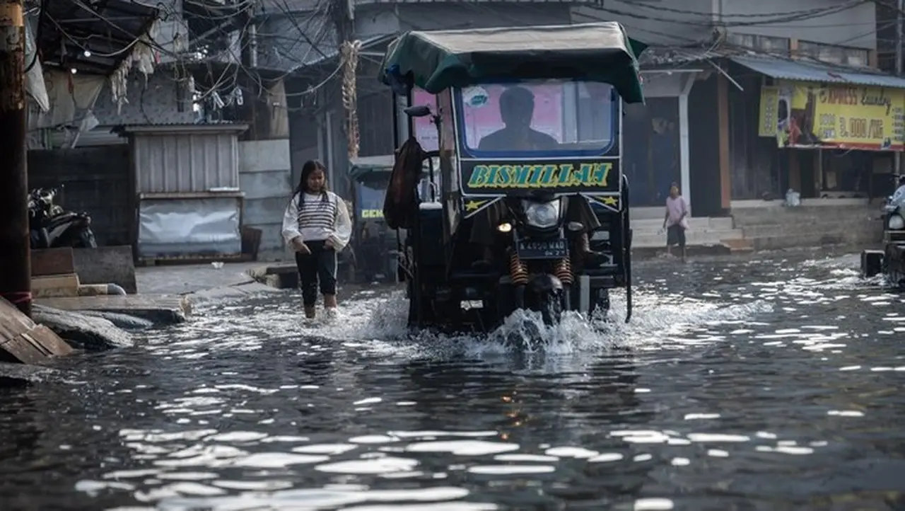 BMKG Peringatkan Potensi Banjir Pesisir di 22 Wilayah Indonesia Akhir Desember 2025 – Awal Januari 2026 BMKG Peringatkan Potensi Banjir Pesisir di 22 Wilayah Indonesia Akhir Desember 2025 – Awal Januari 2026
