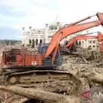 DPR Desak Mendagri Tito Karnavian Segera Putuskan Nasib Tumpukan Kayu Gelondongan Pascabencana