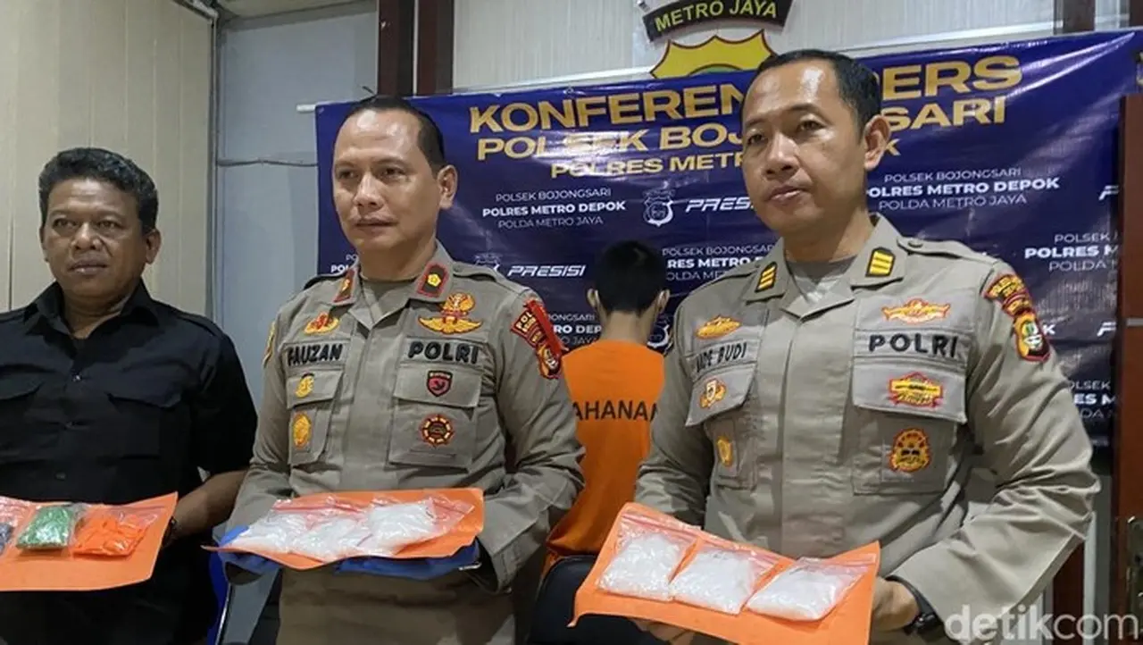 Tiga Pengedar Sabu Modus Tempel di Depok Diringkus, 1,2 Kg Barang Bukti Disita Polisi