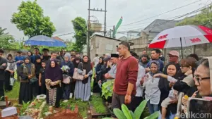 Ayah Gilang Dirga Meninggal Dunia dalam Hitungan Menit Setelah Dinyatakan Kritis