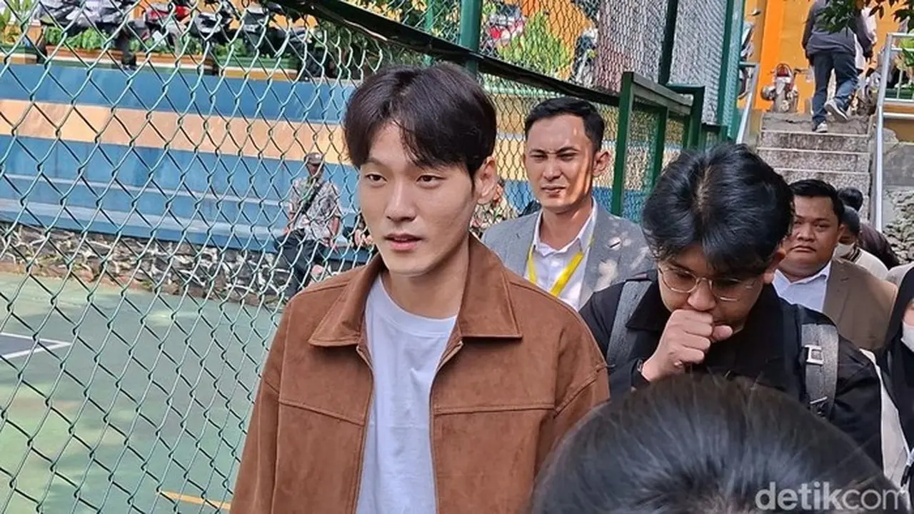 Na Daehoon Resmi Ucapkan Ikrar Talak, Hak Asuh Tiga Anak Jatuh ke Tangannya Na Daehoon Resmi Ucapkan Ikrar Talak, Hak Asuh Tiga Anak Jatuh ke Tangannya