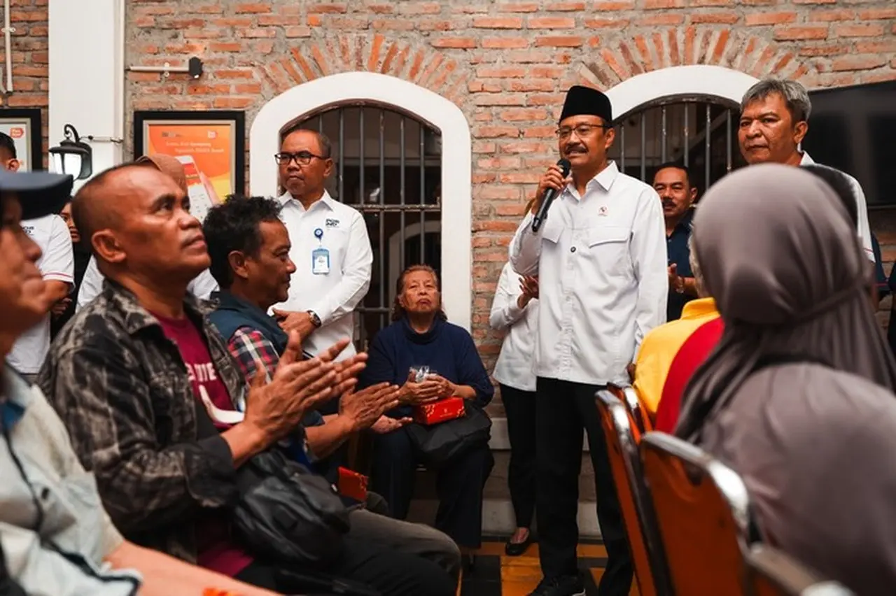 Mensos Pastikan Penyaluran BLTS Berlanjut Hingga Tengah Malam, Termasuk di Wilayah Bencana Mensos Pastikan Penyaluran BLTS Berlanjut Hingga Tengah Malam, Termasuk di Wilayah Bencana