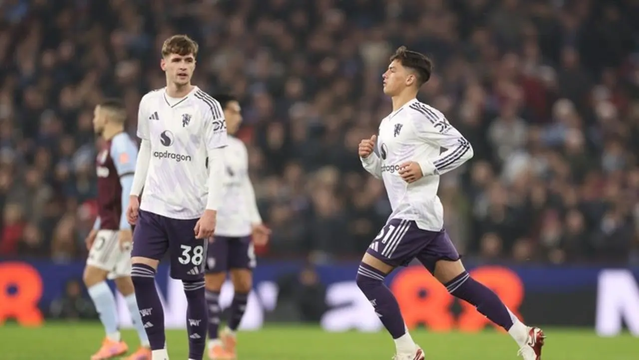 Badai Cedera MU: Dalot Ajak Rekan Setim Buktikan Diri di Tengah Ujian Badai Cedera MU: Dalot Ajak Rekan Setim Buktikan Diri di Tengah Ujian