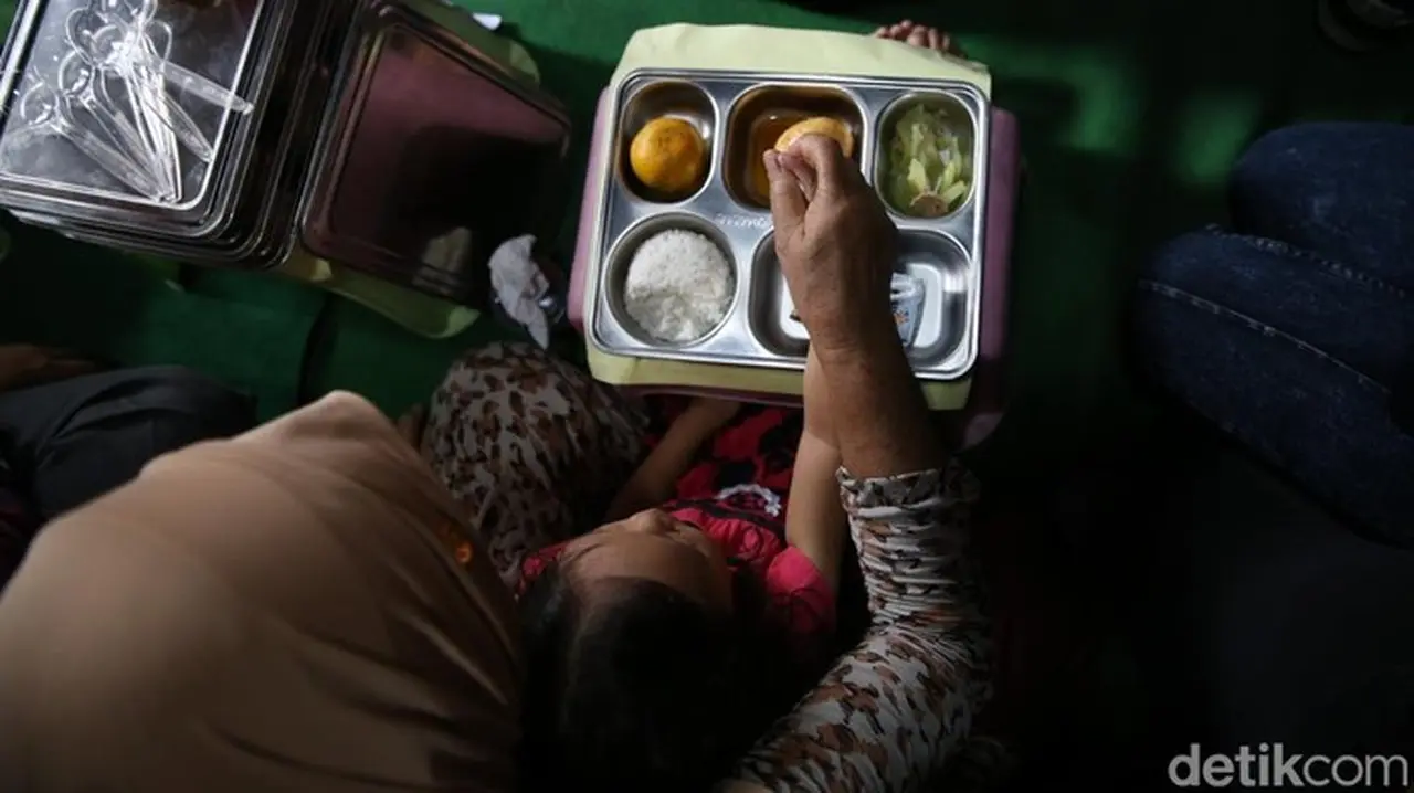BGN Tegaskan Makan Bergizi Gratis Tak Diantar ke Rumah Siswa, Khusus Ibu Hamil dan Menyusui
