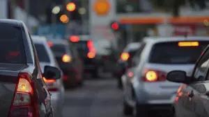 Lalin Tol Arah Jakarta Padat di Sejumlah Titik Senin Pagi, Jasa Marga Beri Imbauan