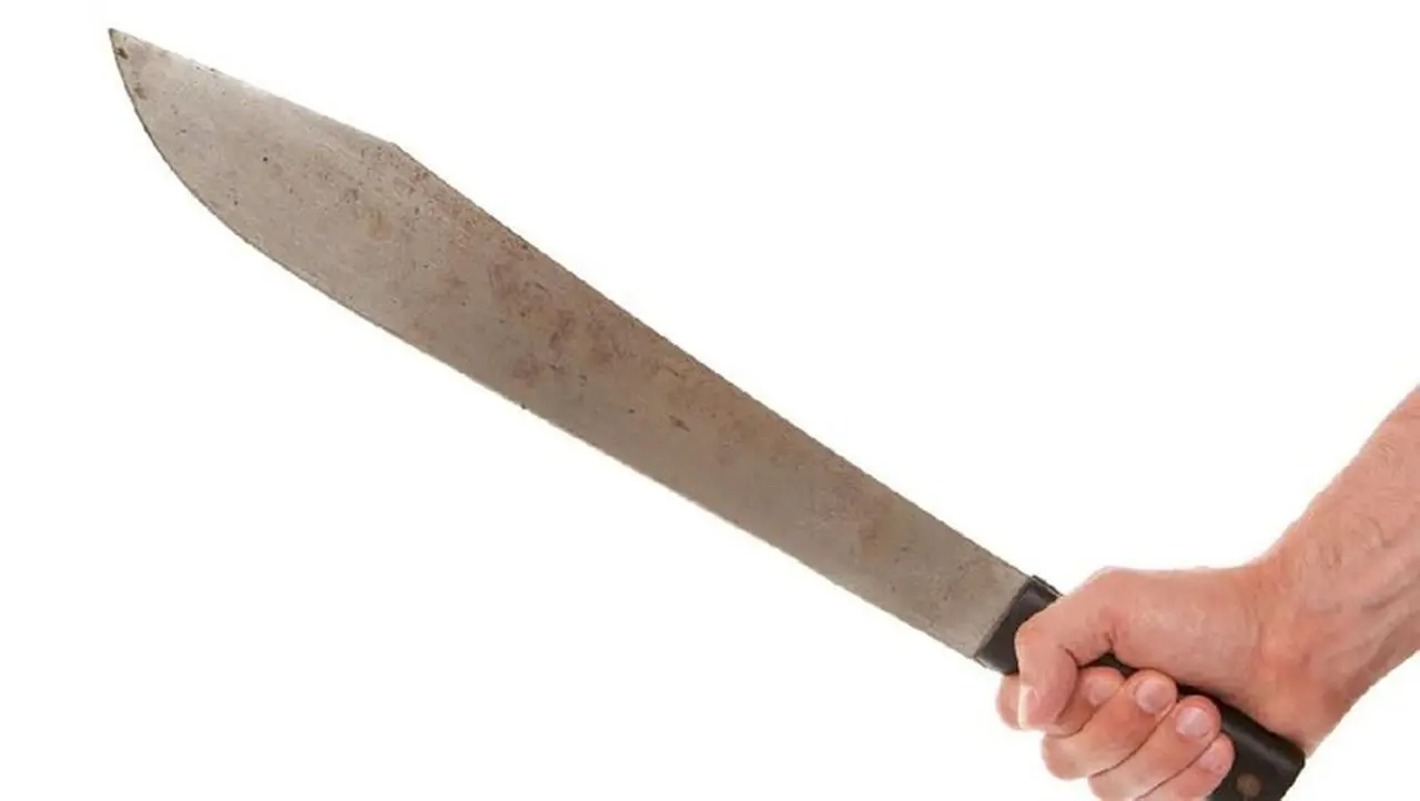 Tersinggung Suara Tawa, Pria di Banggai Bunuh Paman dan Ponakan Sekaligus Tersinggung Suara Tawa, Pria di Banggai Bunuh Paman dan Ponakan Sekaligus