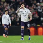 Roy Keane Senang MU Kalah dari Aston Villa, Soroti Kelemahan Fatal Tim Setan Merah