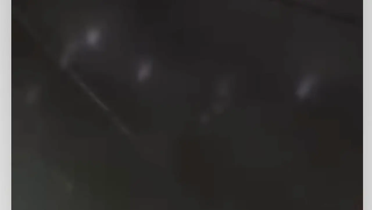 BRIN Duga Cahaya Bergerak di Langit Depok adalah Objek Buatan, Bukan Fenomena Alam