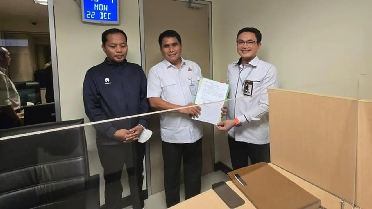 Kejagung Tangkap Kasi Datun Kejari HSU di Kalsel, Langsung Diserahkan ke KPK