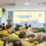 Bahlil Lahadalia Ingatkan Senior Golkar: Setiap Masa Ada Pemimpinnya, Jangan Merasa Abadi Bahlil Lahadalia Ingatkan Senior Golkar: Setiap Masa Ada Pemimpinnya, Jangan Merasa Abadi