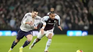 Roy Keane Kritik Keras Diogo Dalot: Malas Bertahan Saat MU Dibungkam Aston Villa