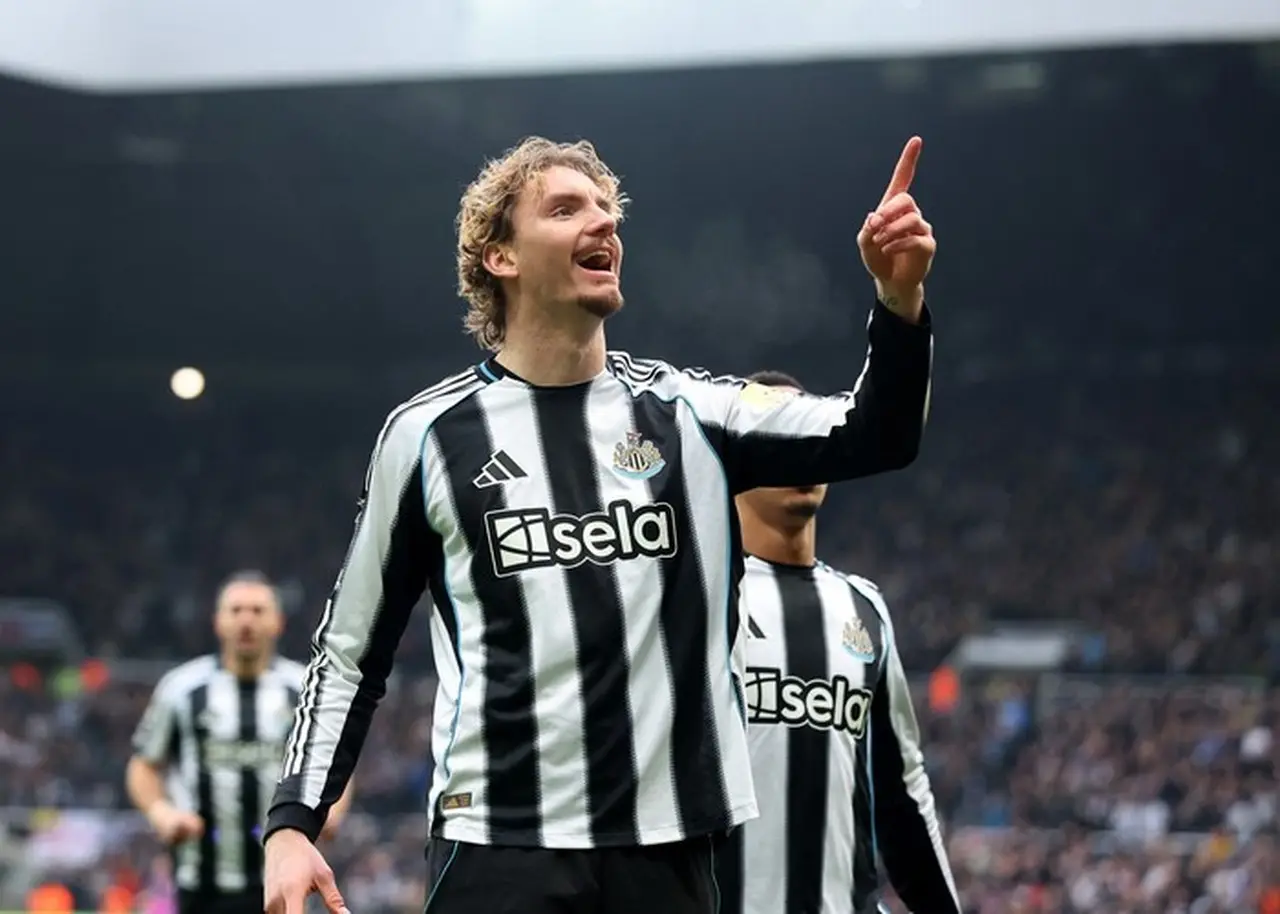 Newcastle United Unggul 2-0 Atas Chelsea Berkat Brace Woltemade di Babak Pertama Newcastle United Unggul 2-0 Atas Chelsea Berkat Brace Woltemade di Babak Pertama