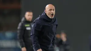 Vincenzo Italiano Ukir Sejarah: 5 Final dalam 4 Musim, Bologna ke Final Piala Super Italia Vincenzo Italiano Ukir Sejarah: 5 Final dalam 4 Musim, Bologna ke Final Piala Super Italia