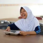 Dari Keterbatasan Ekonomi, Dwi Aprilia Kini Berani Menata Mimpi Jadi Dokter di Sekolah Rakyat Dari Keterbatasan Ekonomi, Dwi Aprilia Kini Berani Menata Mimpi Jadi Dokter di Sekolah Rakyat