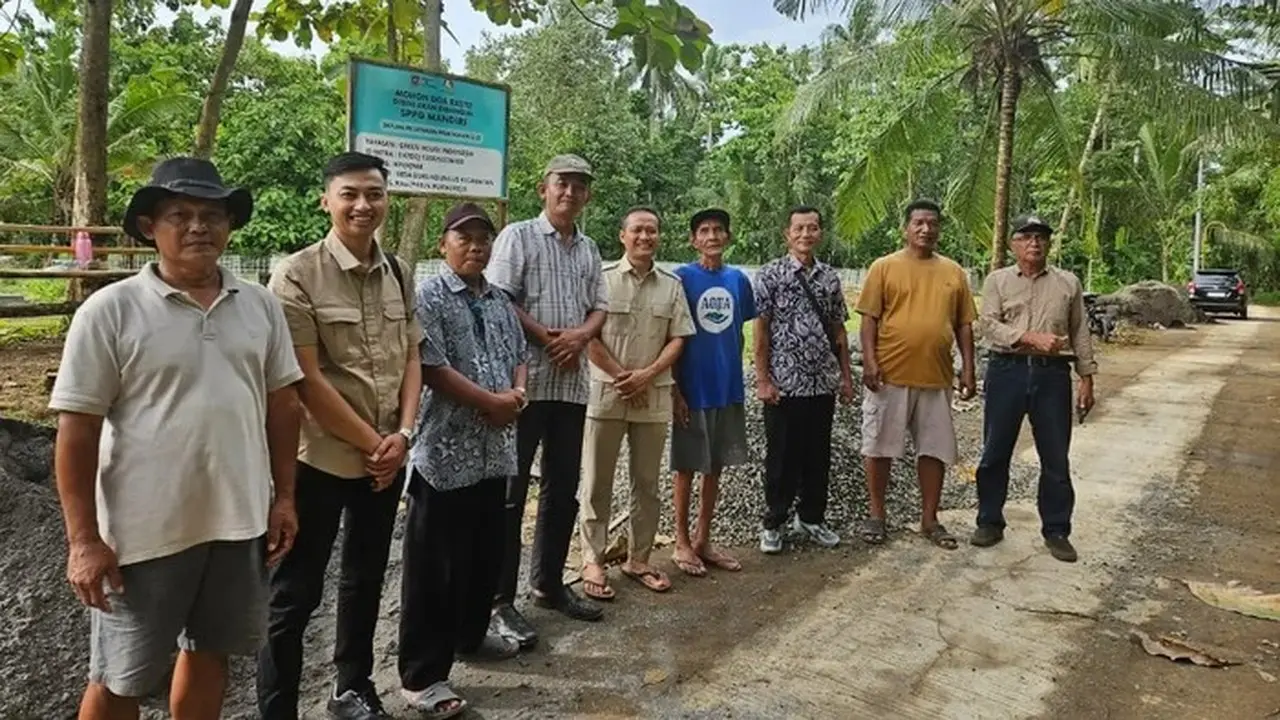 Legislator Gerindra Dorong Ketahanan Pangan Desa Lewat Budidaya Lele Sistem Bioflok Legislator Gerindra Dorong Ketahanan Pangan Desa Lewat Budidaya Lele Sistem Bioflok