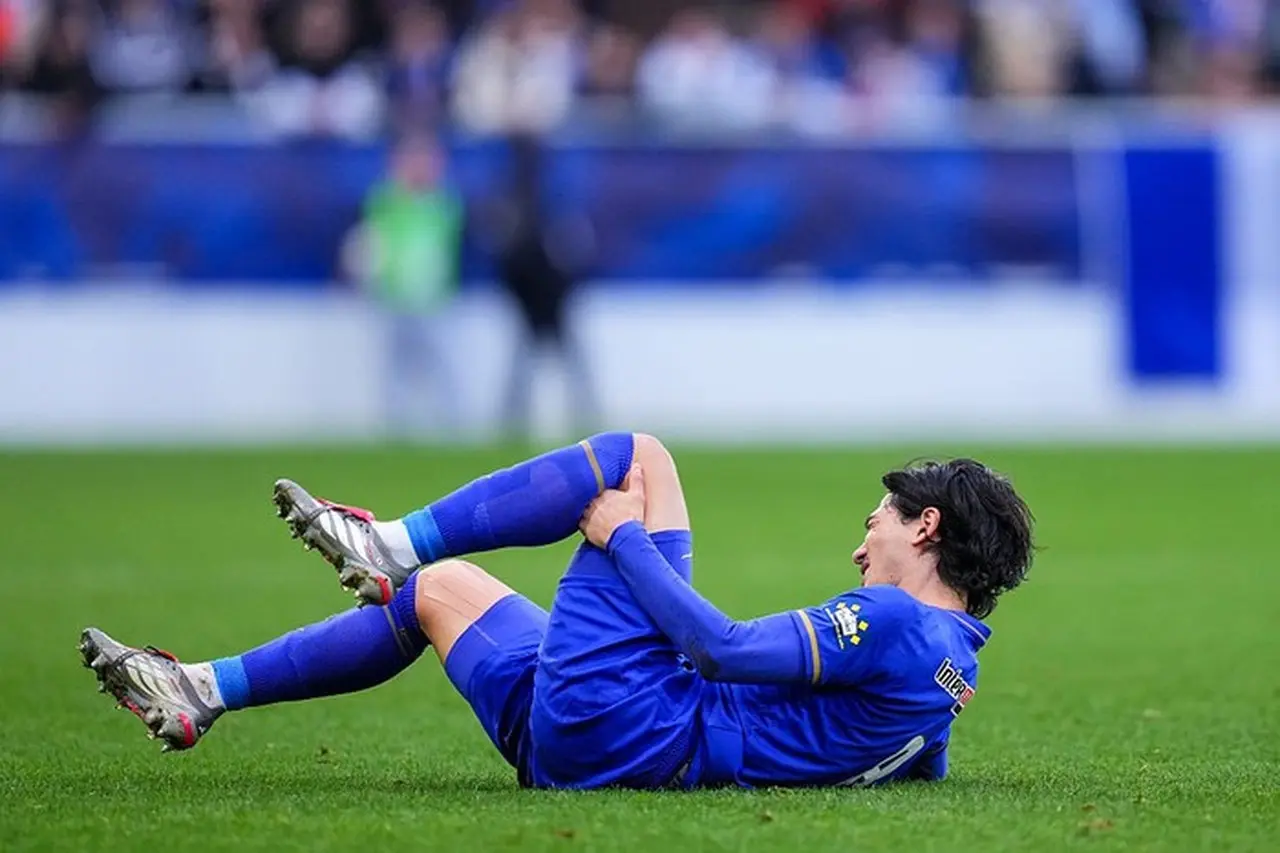 Cedera ACL Hancurkan Asa Takumi Minamino Tampil di Piala Dunia 2026 Cedera ACL Hancurkan Asa Takumi Minamino Tampil di Piala Dunia 2026