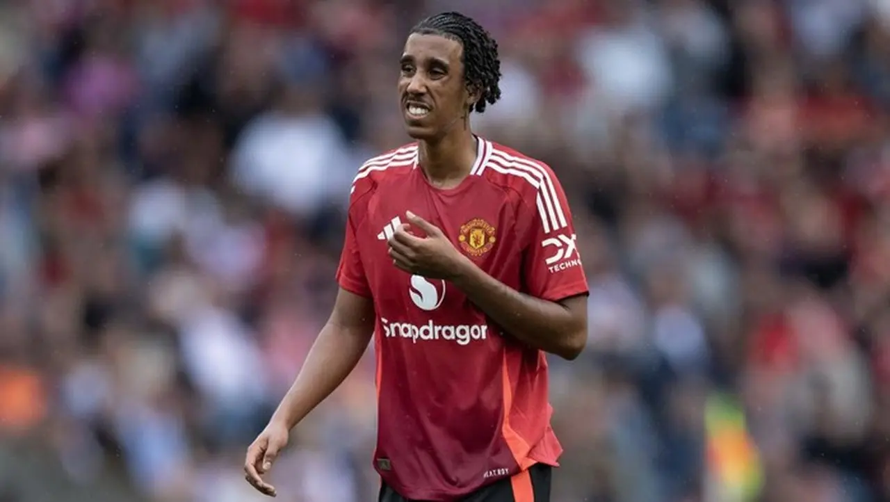 Ruben Amorim Bela Bek Manchester United Usai Kalah dari Aston Villa di Villa Park