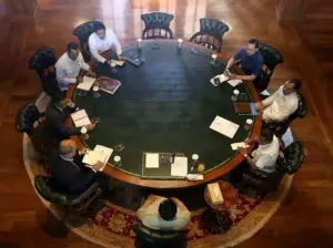 Prabowo Pimpin Rapat di Hambalang: Kampung Haji Makkah dan Pemulihan Bencana Sumatra Dibahas