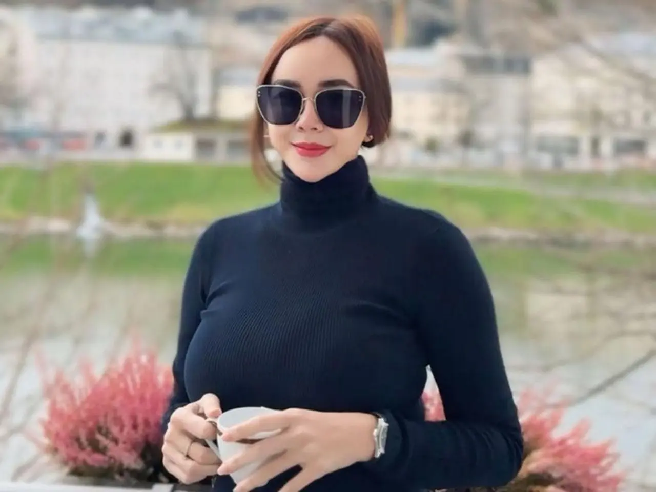 Pengacara Aura Kasih Tegaskan Isu Perselingkuhan dengan Ridwan Kamil Tidak Benar