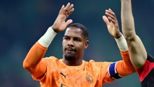 Frank Leboeuf Desak Chelsea Rekrut Mike Maignan: “Dia Kucing yang Dibutuhkan”