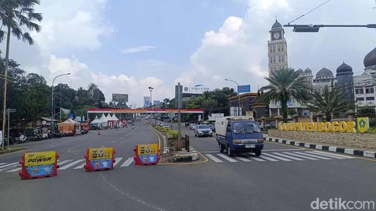 Volume Kendaraan Puncak Capai 36 Ribu, One Way Arah Jakarta Diberlakukan