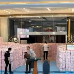 Rp 6,6 Triliun Uang Rampasan Negara Dipamerkan di Lobi Kejagung, Nyaris Tutupi Pintu