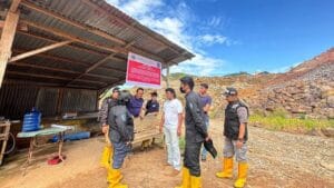 Banjir Sumbar Meluas, Menteri LH Segel 5 Perusahaan Tambang Diduga Jadi Pemicu