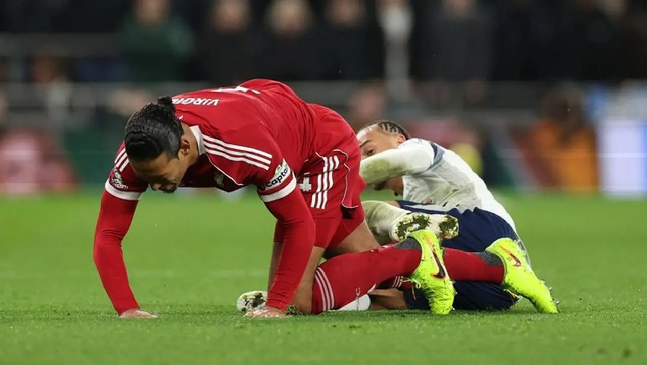 Xavi Simons Diusir Wasit, Babak I Tottenham vs Liverpool Berakhir Imbang Tanpa Gol Xavi Simons Diusir Wasit, Babak I Tottenham vs Liverpool Berakhir Imbang Tanpa Gol